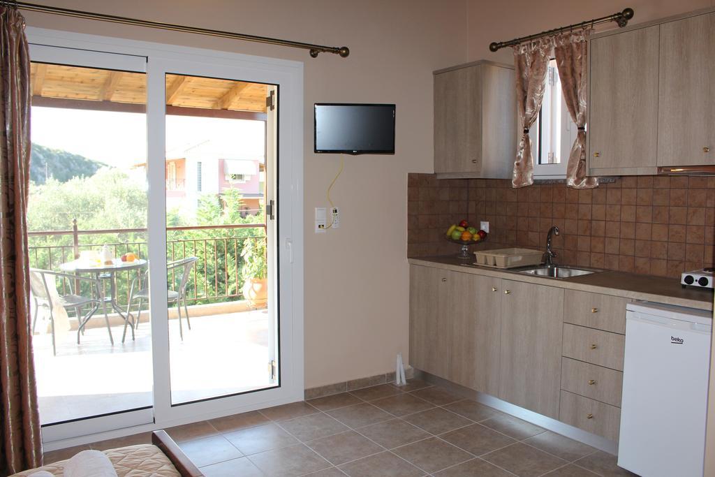 Alkionis Pool View Apartments Lefkáda Eksteriør bilde