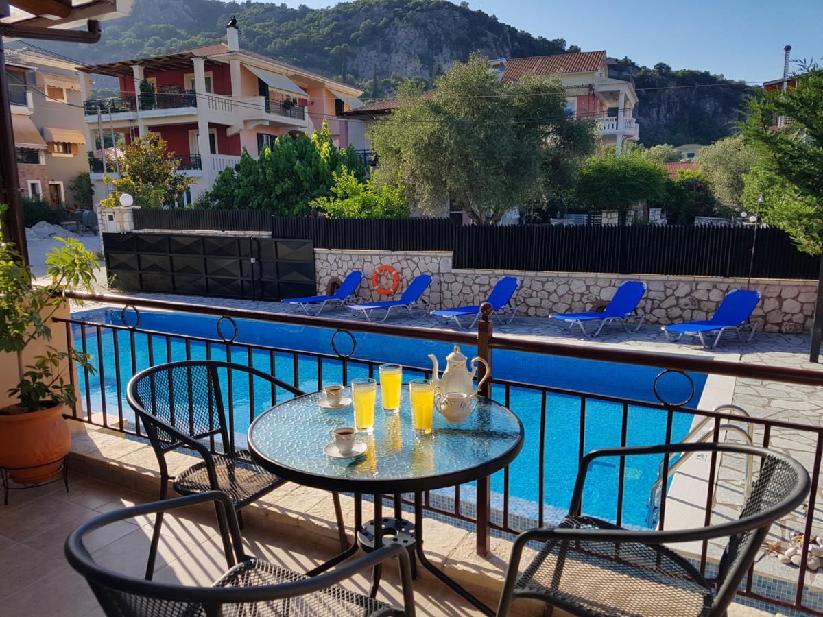 Alkionis Pool View Apartments Lefkáda Eksteriør bilde